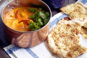 Indian prawn & chickpea curry with curry-salt naan