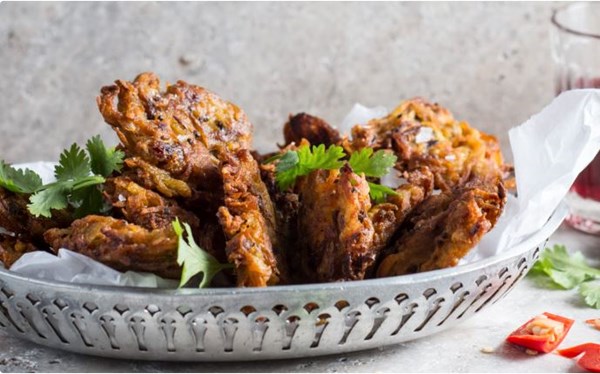 Indian spiced potato cakes (Potato bhaji latkes)