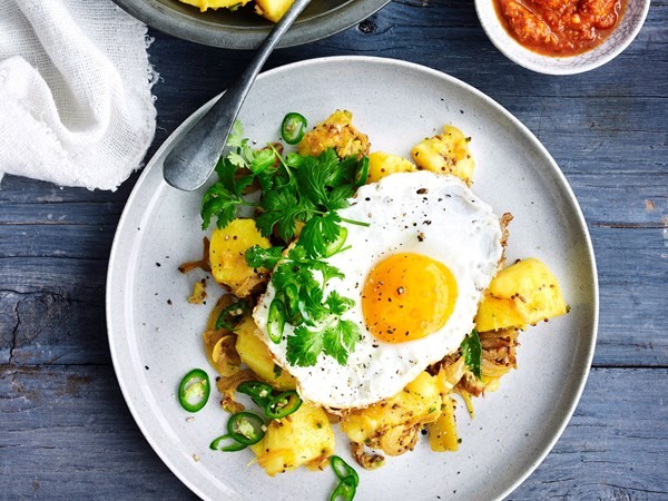 Indian-spiced potato, fried egg & kasundi