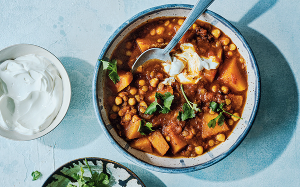 Indian-spiced pumpkin, lentil and chickpea soup