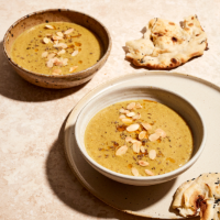 Indian-spiced roasted cauliflower and almond soup