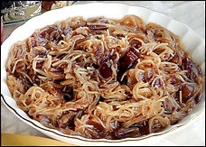 Indian sweet vermicelli with dates