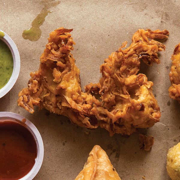 Indian vegetable fritters (Pakoras)