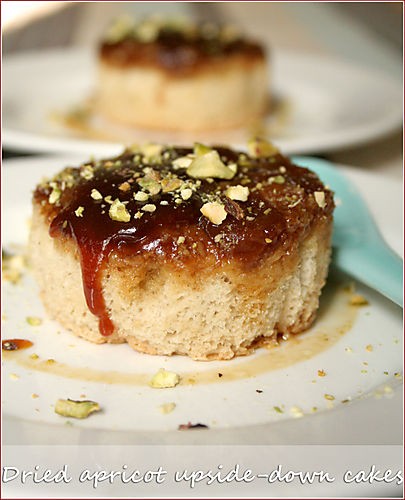 Individual dried apricot upside-down cakes
