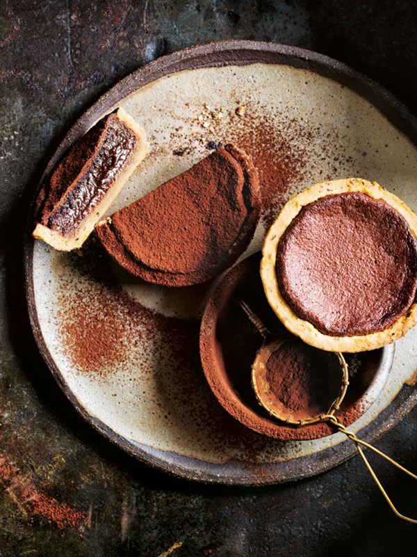 Individual Earl Grey chocolate chess pies