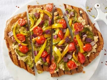 Individual grilled pesto pizzas
