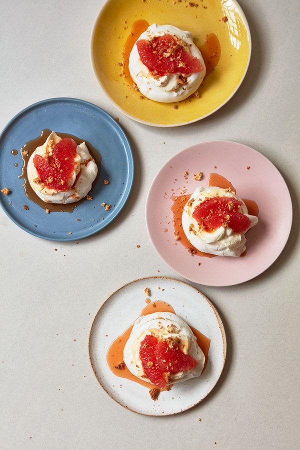 Individual Negroni Pavlovas