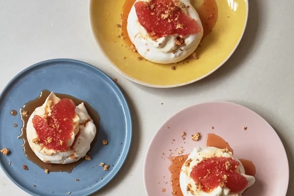 Individual Negroni Pavlovas