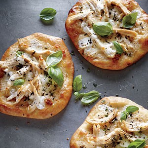 Individual white chicken pizzas