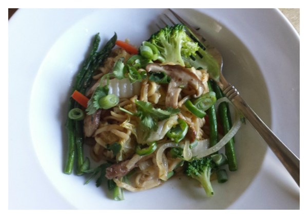 Indo-Chinese street food noodles (Hakka noodles)