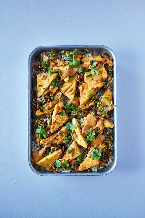 Indonesian coconut rice, crispy chilli tofu & peanut sambal