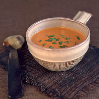 Indonesian peanut and tomato soup