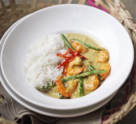 Indonesian prawn and green bean curry