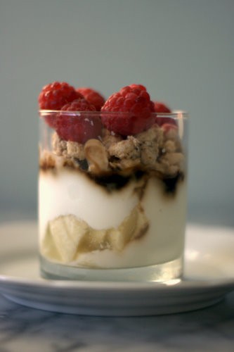 Indulgent breakfast banoffeish pots