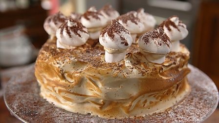 Instant coffee meringue gâteau