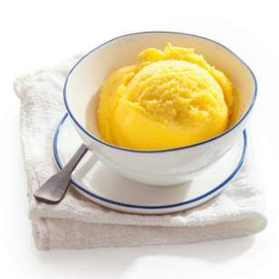 Instant mango frozen yogurt