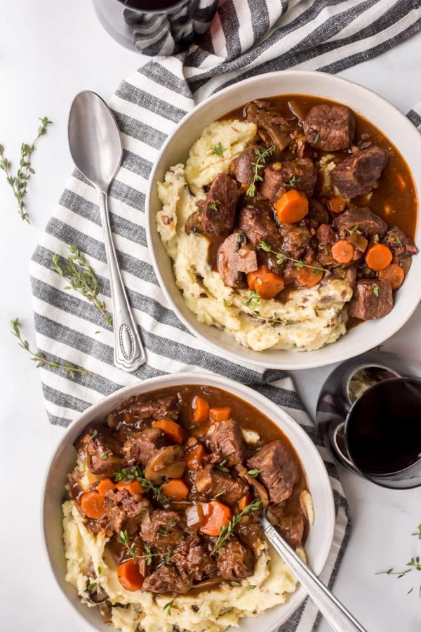 Instant pot beef Bourguignon