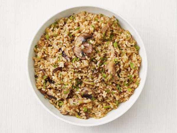Instant Pot brown rice pilaf
