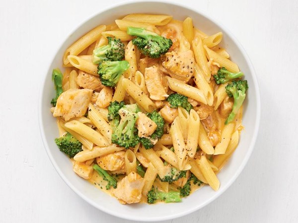 Instant Pot cheesy pasta and chicken
