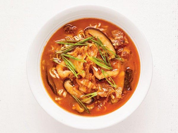 Instant Pot kimchi ramen