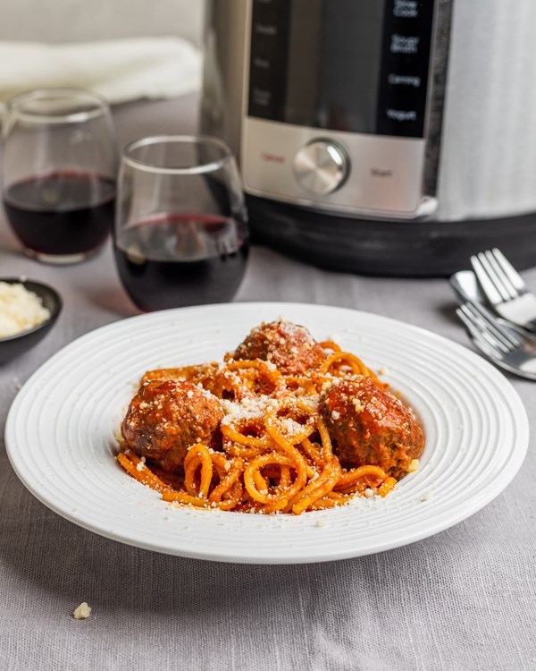 Instant Pot spaghetti and meatballs