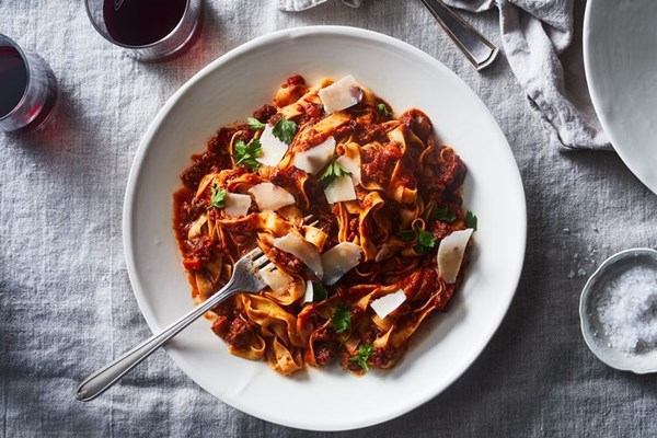Instant Pot tomato & meat ragu