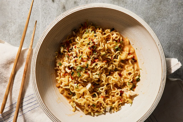 Instant ramyun "carbonara"