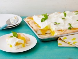 Inverted lemon meringue pie