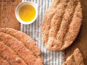 Iranian barbari flatbreads