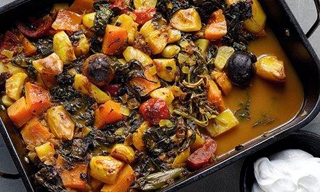 Iranian vegetable stew with dried limes