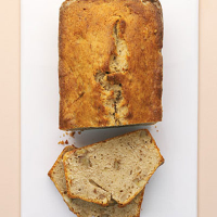 Irish cream banana loaf cake
