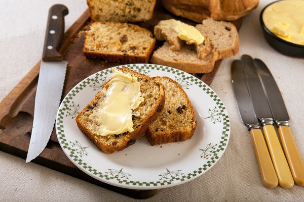 Irish sweet bread (Barmbrack)