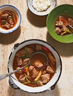 Iron pot lamb stew ( 横山铁锅羊肉)