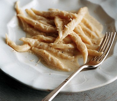 Istrian gnocchi with truffle cream