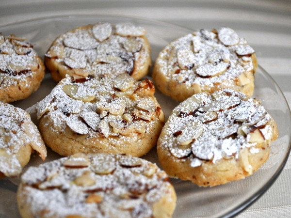 Italian almond-blood orange cookies