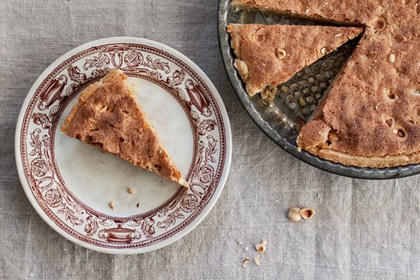 Italian almond tart (Torta di mandorle)