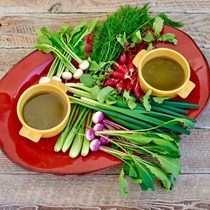 Italian anchovy dip (Bagna cauda)