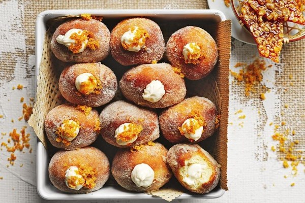 Italian bombolini with ginger custard