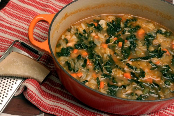 Italian cabbage and bean soup (Ribollita)