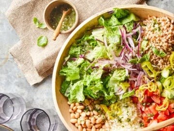 Italian chopped salad with farro