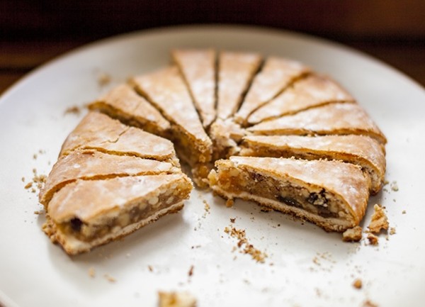 Italian Christmas cake (Spongata di Natale)