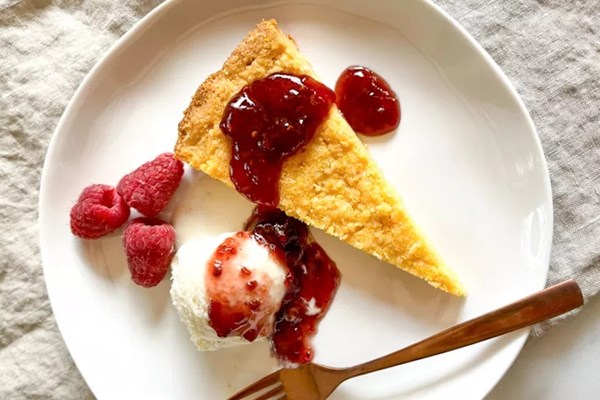 Italian cornmeal cake