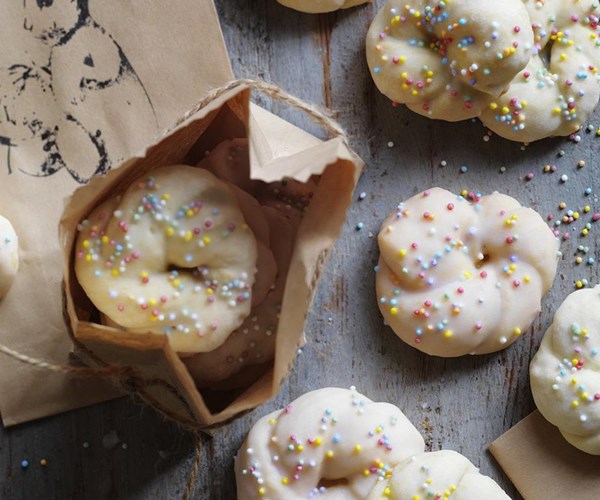 Italian Easter biscuits