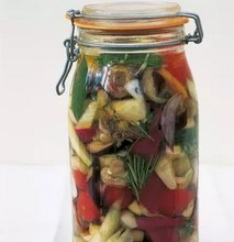 Italian garden pickles (Giardiniere pickles)