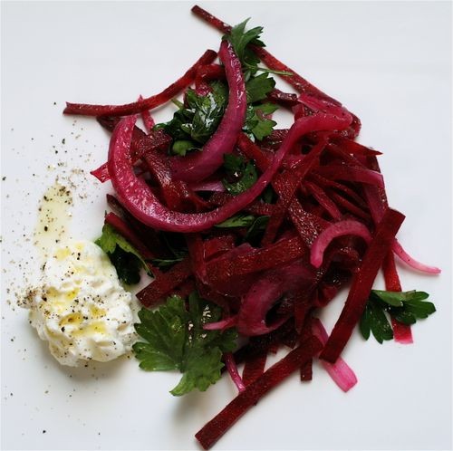 Italian parsley and raw beet salad
