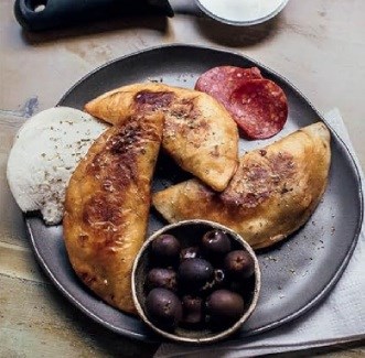 Italian pizza supreme [empanadas]