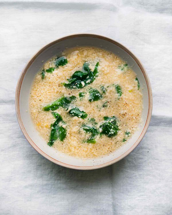 Italian rag soup (Stracciatella)