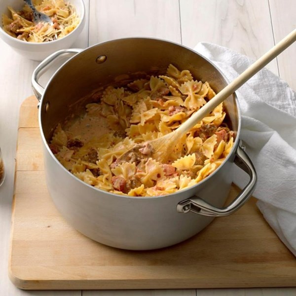 Italian sausage with bow ties 