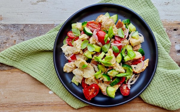Italian tomato & bread salad (Cialledda fredda)