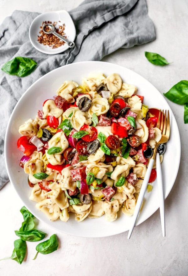 Italian tortellini salad
